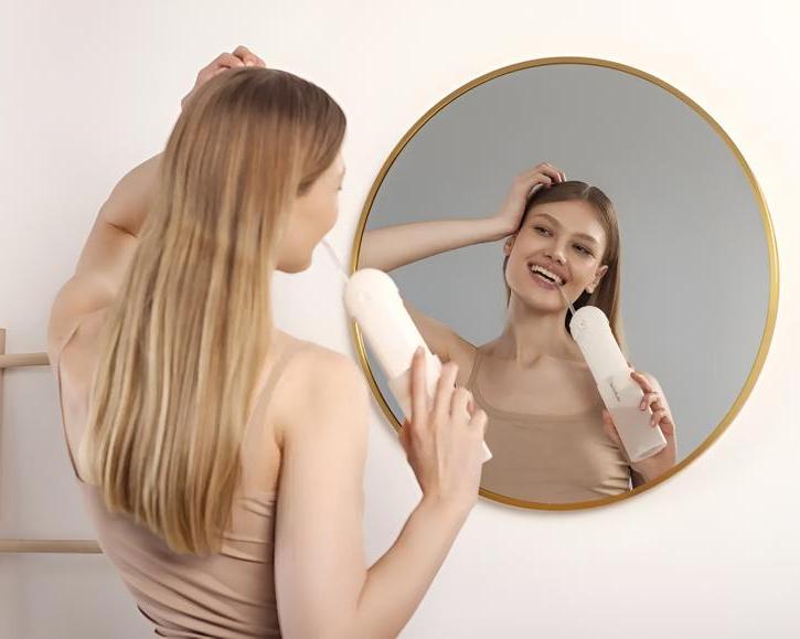 Портативный ирригатор для поездок и путешествий: подборка из 10 компактных моделей с аккумулятором для ухода за полостью рта