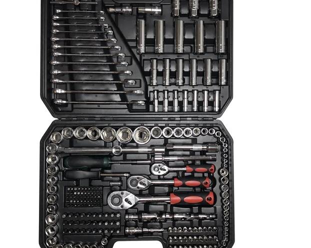 Подборка наборов инструментов для ремонта автомобиля с АлиЭкспресс