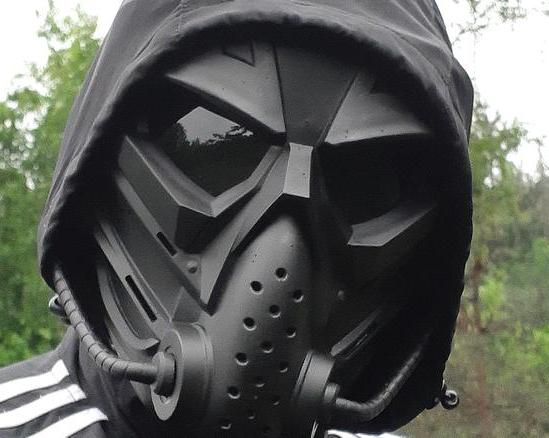 Кальмар против Терминатора. Семь полнолицевых масок для тактических игр и косплея